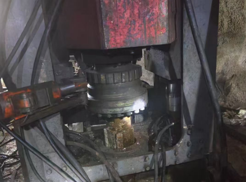 反井鉆機(jī)停機(jī)的操作程序、方法